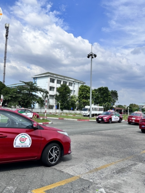 Khoá Học Thi Bằng Lái Xe Ô Tô Hạng B1